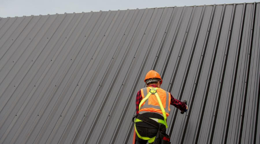 Professional Flat Roofing Installation in Sleetmute, AK